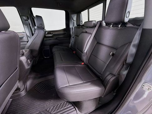Used 2023 Chevrolet Silverado 1500 RST AWD/4WD image 19