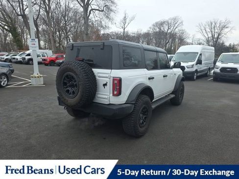 Used 2023 Ford Bronco Wildtrak image 8