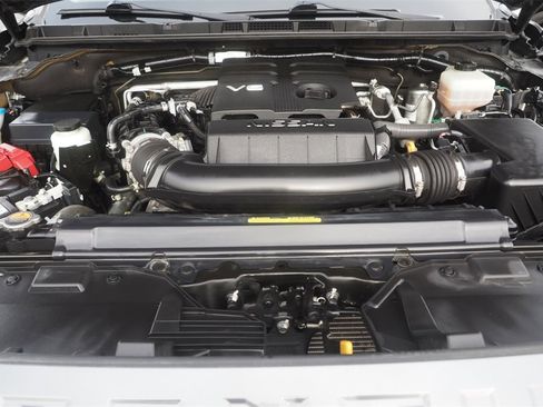 Used 2022 Nissan Frontier SV image 28