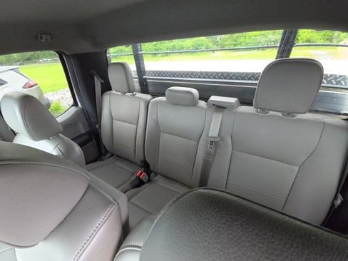 Used 2019 Ford F150 XL w/ Equipment Group 101A Mid AWD/4WD image 12