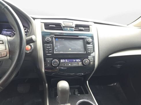 Used 2014 Nissan Altima 2.5 SV w/ Convenience Package FWD image 20