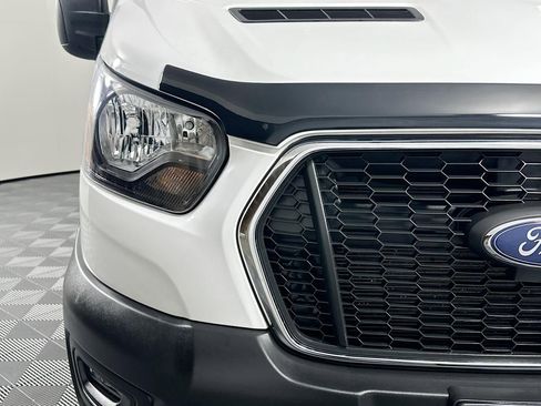 Used 2023 Ford Transit 250 Low Roof AWD w/ Exterior Upgrade Package image 5