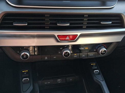 Used 2020 Kia Telluride S image 14