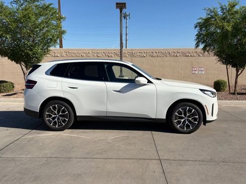 Used 2025 BMW X3 xDrive30i image 5