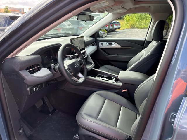 New 2026 Ford Explorer Active w/ Active Comfort Package AWD/4WD image 11