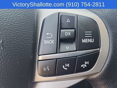 Used 2023 Ford Explorer XLT RWD image 13