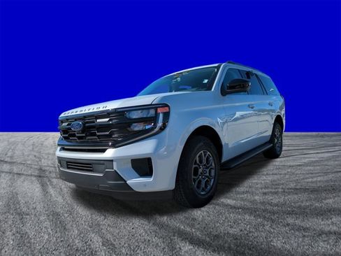 New 2025 Ford Expedition Active image 8