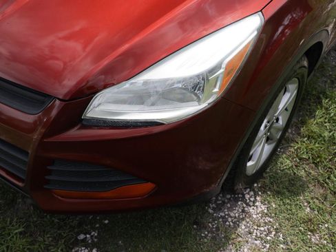 Used 2015 Ford Escape S FWD image 24