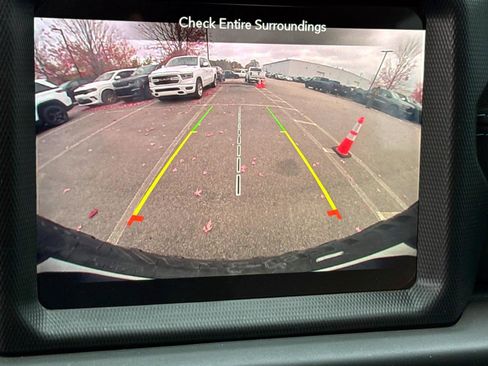 Used 2023 Jeep Wrangler Unlimited Rubicon 4xe image 14