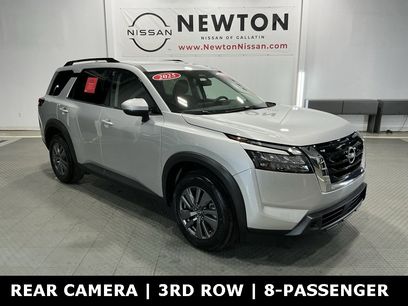 Used 2025 Nissan Pathfinder SV