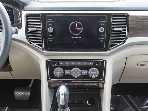 Used 2022 Volkswagen Atlas SE w/ Black Wheel Package image 14