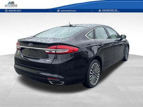 Used 2017 Ford Fusion SE w/ Fusion SE Technology Package AWD/4WD image 8