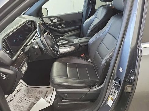 Used 2020 Mercedes-Benz GLE 350 4MATIC image 3