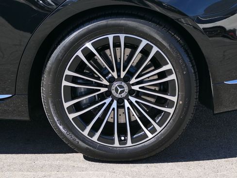 Used 2024 Mercedes-Benz S 580 4MATIC Sedan image 11