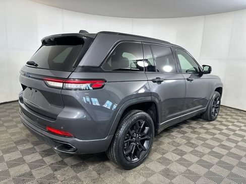 Used 2024 Jeep Grand Cherokee Limited 4xe image 3