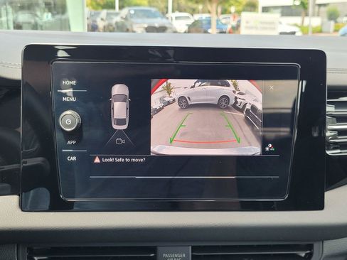 Certified 2025 Volkswagen Jetta Sport FWD image 13