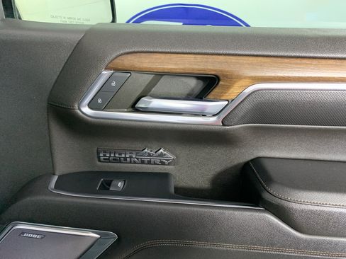 Used 2023 Chevrolet Silverado 1500 High Country w/ High Country Premium Package image 40