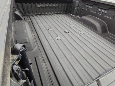 Used 2024 GMC Sierra 2500 Denali w/ Denali Reserve Package AWD/4WD image 36