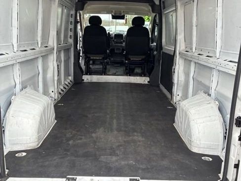 Used 2023 RAM ProMaster 2500 image 15