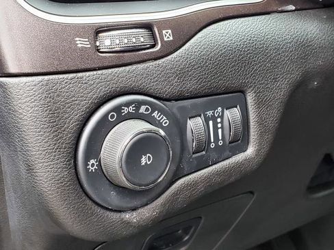 Used 2022 Jeep Cherokee Trailhawk w/ Trailer Tow Group image 9