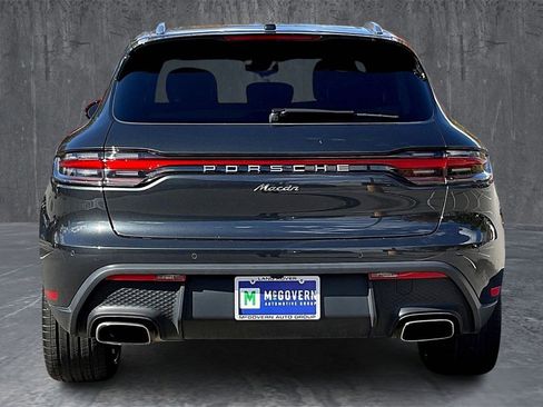 Used 2022 Porsche Macan Base image 5