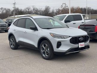 New 2026 Ford Escape ST-Line w/ Cold Weather Package video 2