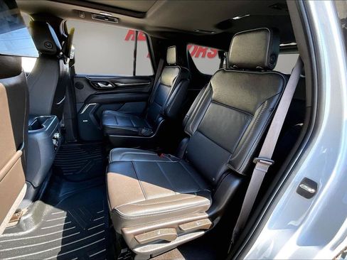 Used 2023 GMC Yukon Denali w/ Denali Reserve Package AWD/4WD image 23