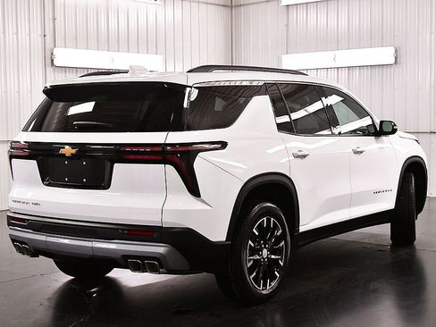 New 2026 Chevrolet Traverse LT AWD/4WD image 7