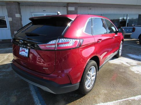 Used 2024 Ford Edge SEL w/ Convenience Package AWD/4WD image 6