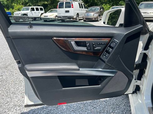 Used 2013 Mercedes-Benz GLK 350 4MATIC image 20