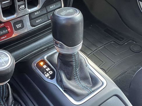 Certified 2022 Jeep Wrangler Unlimited Rubicon 4xe w/ Cold Weather Group image 39