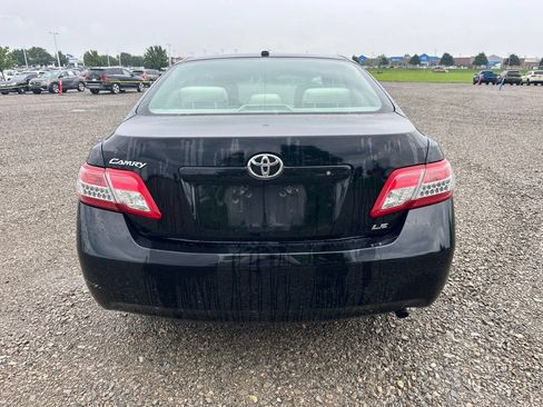 Used 2010 Toyota Camry LE FWD image 8