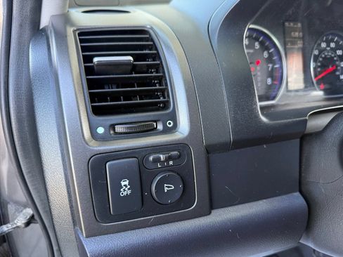 Used 2010 Honda CR-V LX image 11