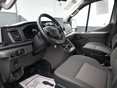 Used 2024 Ford Transit 350 XLT image 29