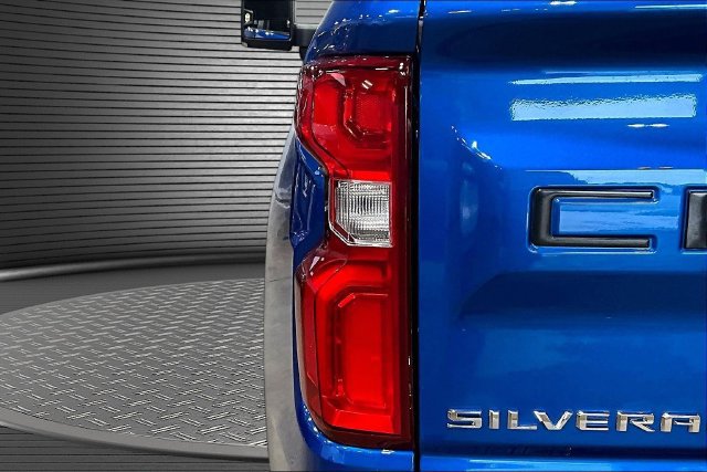 Certified 2024 Chevrolet Silverado 1500 RST AWD/4WD image 23