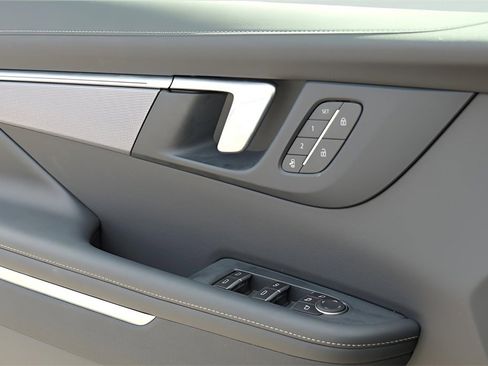 New 2025 Buick Enclave Sport Touring w/ Super Cruise Package image 20