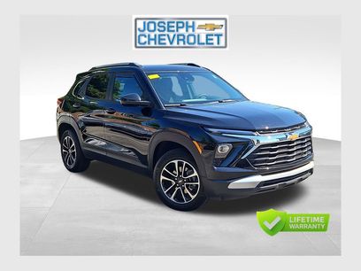 Used 2024 Chevrolet TrailBlazer LT w/ Driver Confidence Package