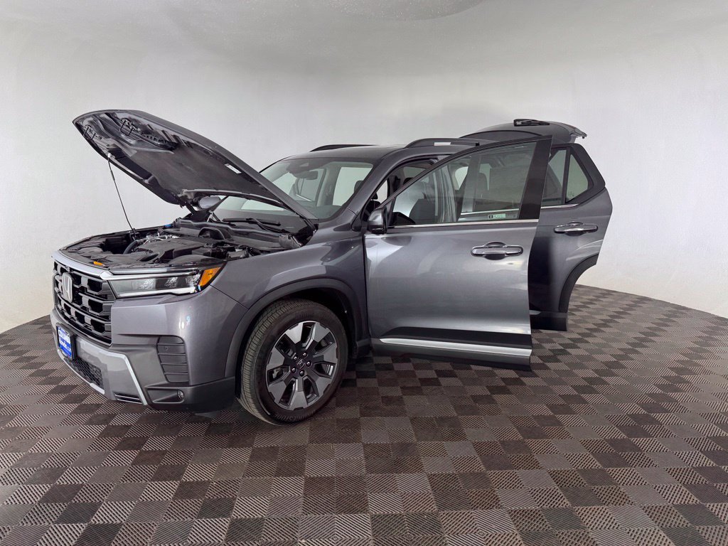 Used 2026 Honda Pilot Elite image 13