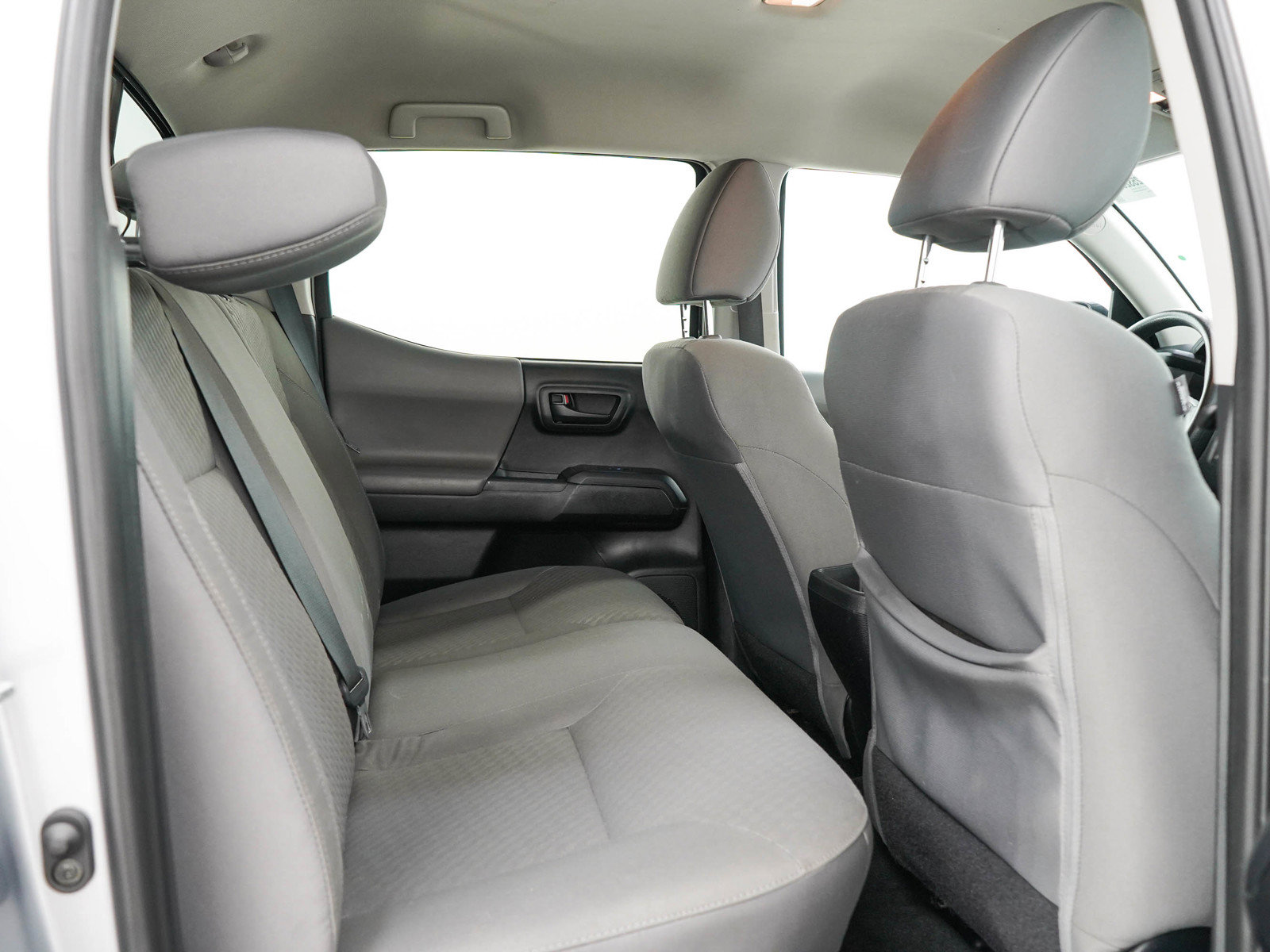 Used 2021 Toyota Tacoma SR AWD/4WD image 14