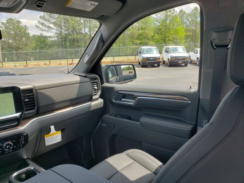 New 2026 Chevrolet Silverado 1500 LT Trail Boss AWD/4WD image 35