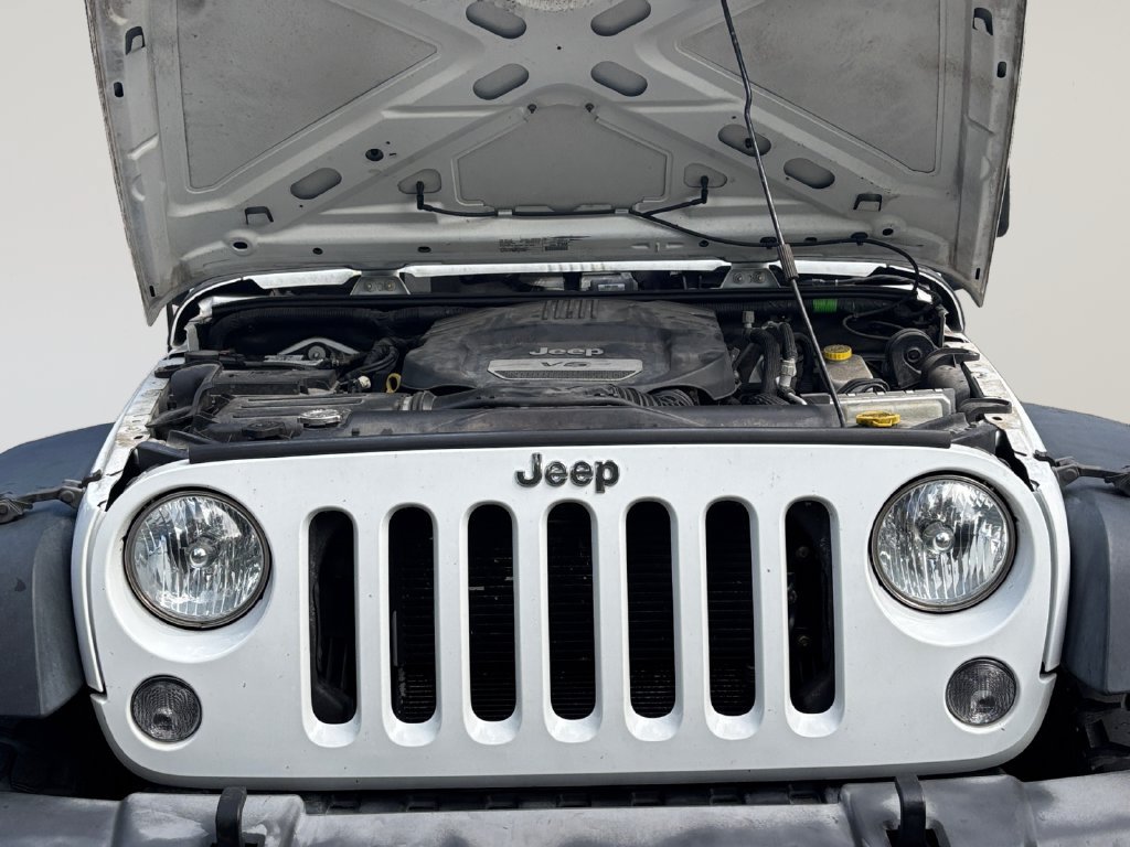 Used 2018 Jeep Wrangler Unlimited Sport S AWD/4WD image 19