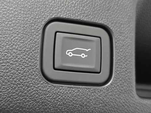 Used 2026 Chevrolet Equinox EV RS FWD image 30