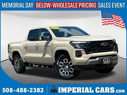 Used 2024 Chevrolet Colorado Z71 w/ Z71 Convenience Package 2