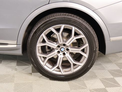 Used 2023 BMW X7 xDrive40i w/ Premium Package AWD/4WD image 20