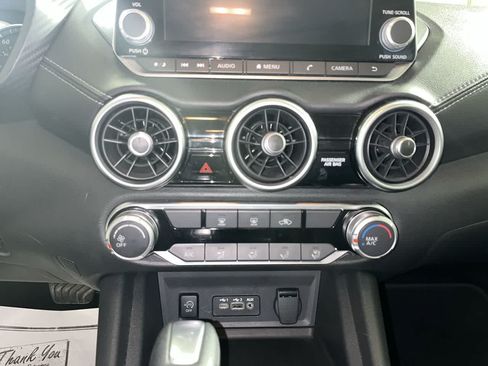 Used 2024 Nissan Sentra SV FWD image 20