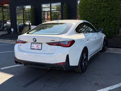 Used 2023 BMW i4 eDrive40 w/ Premium Package image 12