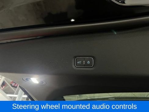 Used 2025 Ford Expedition Max Active AWD/4WD image 10