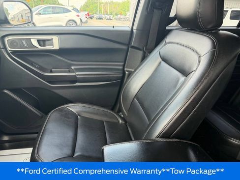 Used 2020 Ford Explorer XLT w/ Equipment Group 202A AWD/4WD image 28