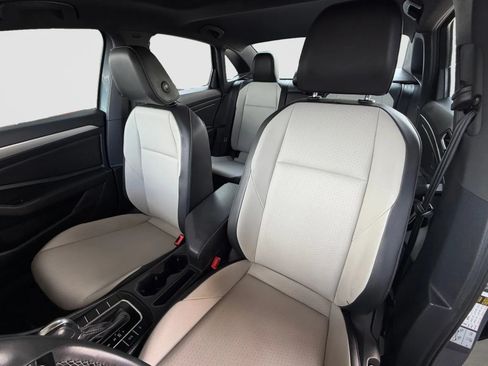Used 2019 Volkswagen Jetta R-Line FWD image 13