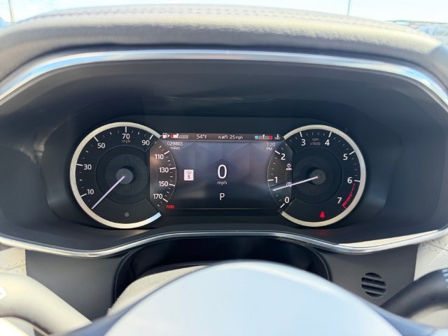 Used 2023 Jaguar F-PACE S AWD/4WD image 14